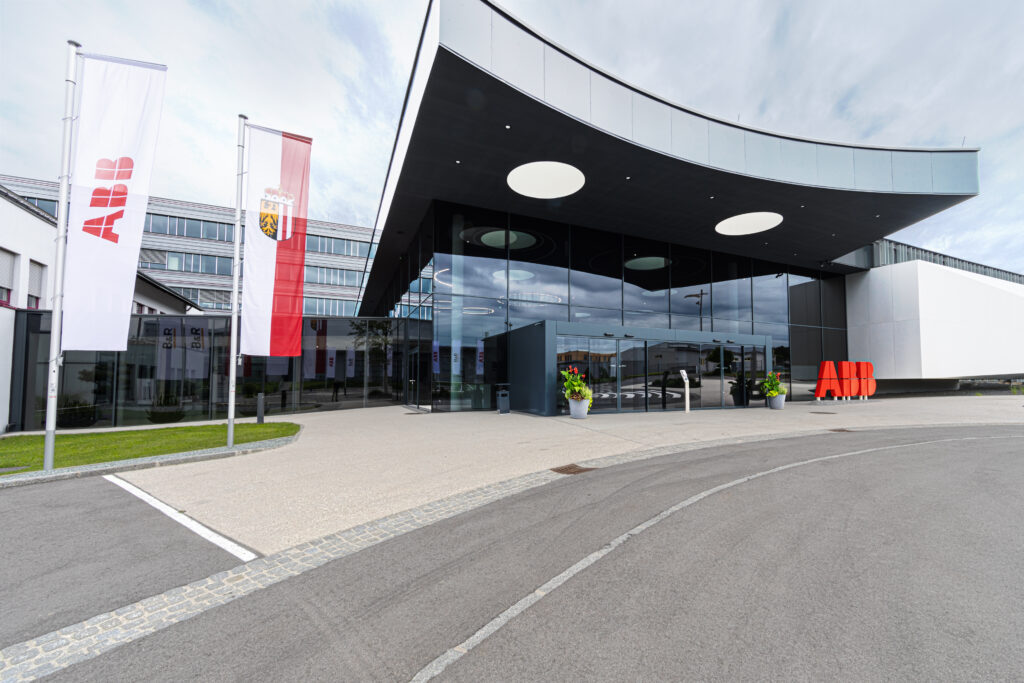 ABB Er ffnet Globalen Innovations Und Bildungscampus F r 